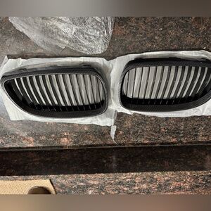 Black Car Grille Set